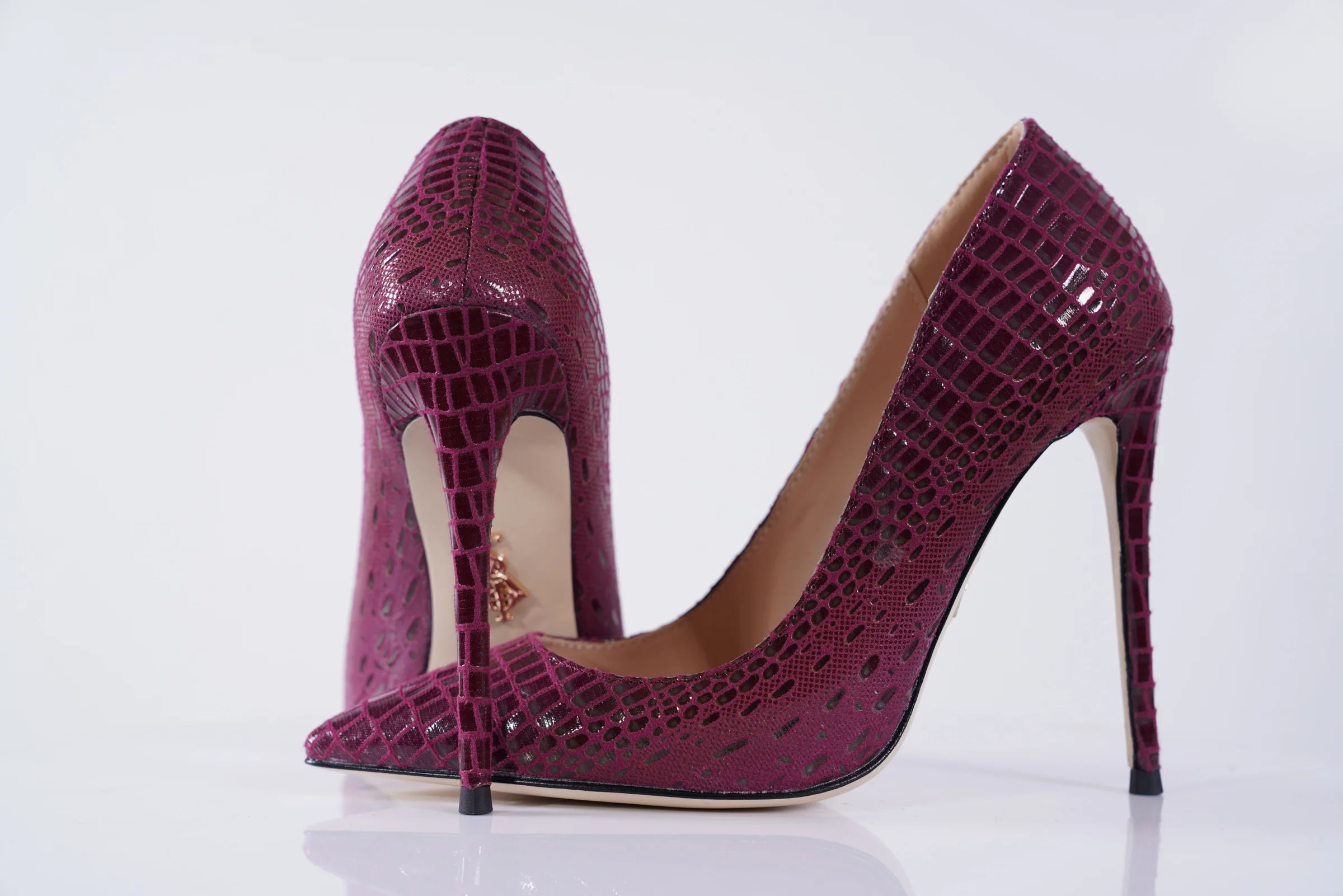 SIA HER Heights (Maroon) - Image 7