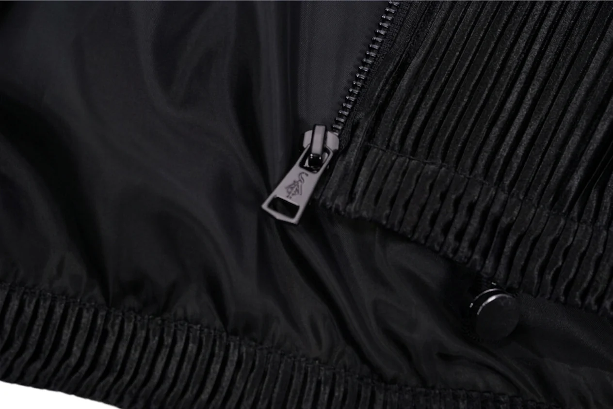SIA HER RELAXED PLISSE JACKET (BLACK) - Image 7