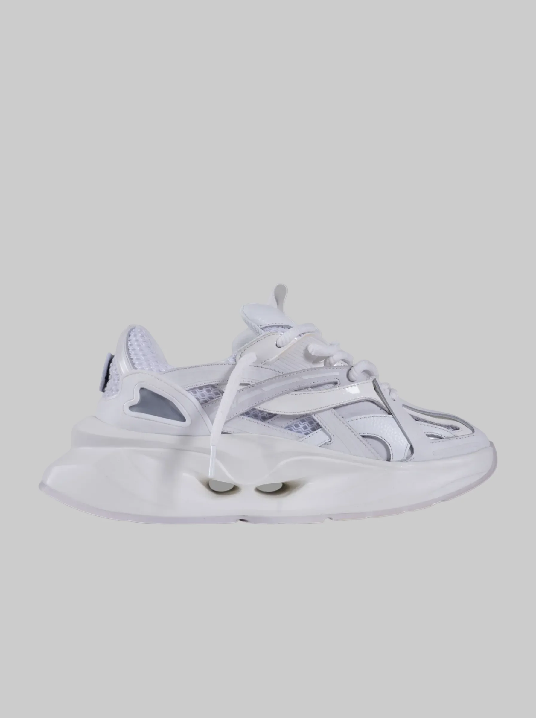 XSV SNEAKER (Triple White)